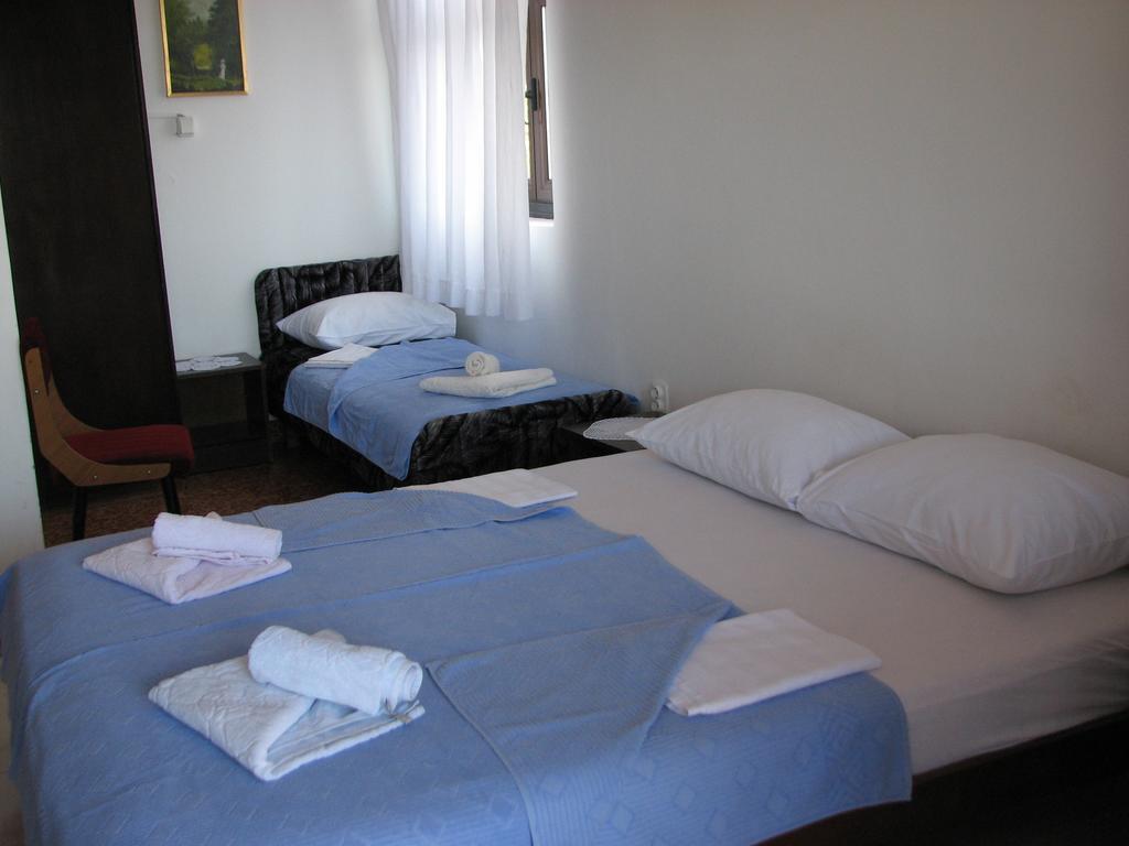 Guest House Ivo Jovanovic Ilha Ilha Sveti Stefan Quarto foto