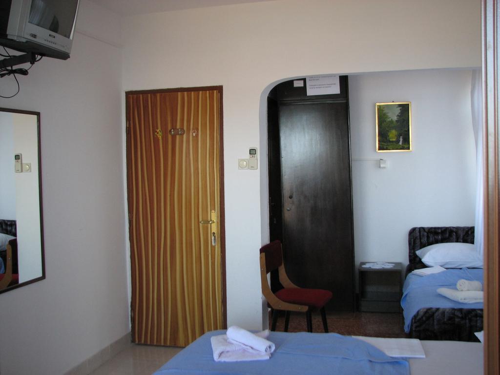 Guest House Ivo Jovanovic Ilha Ilha Sveti Stefan Quarto foto